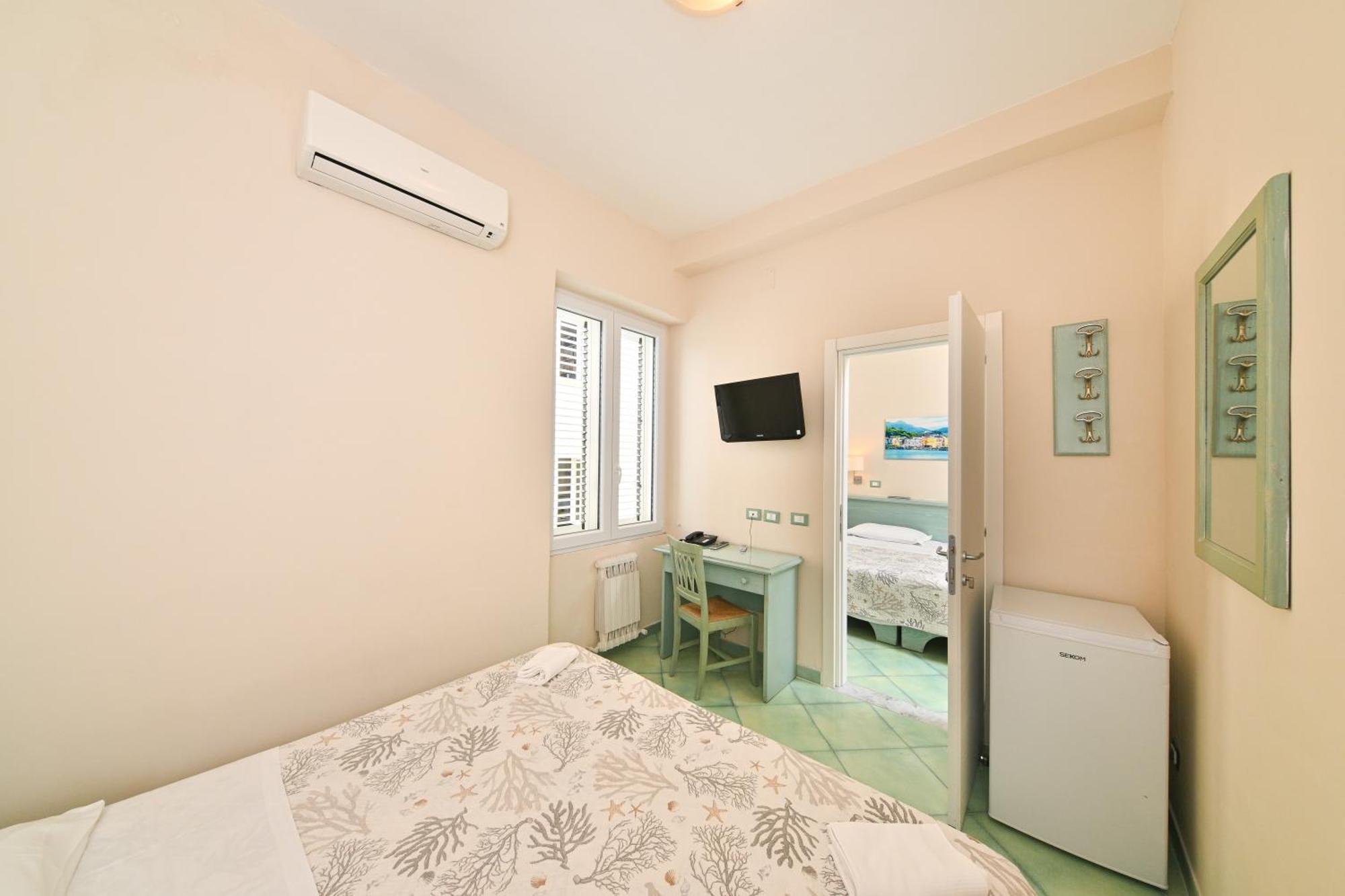 Albergo Atlantic Ischia Eksteriør billede